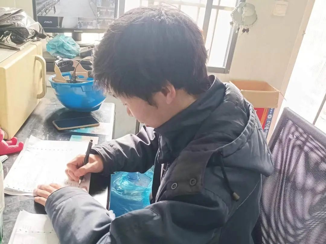 图片关键词